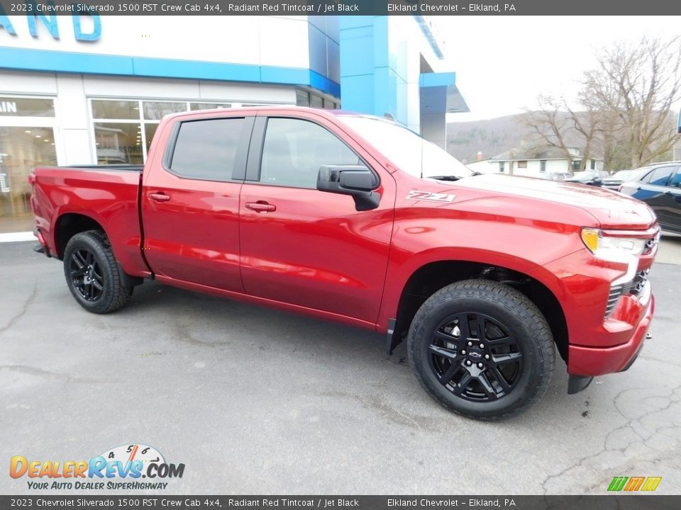 2023 Chevrolet Silverado 1500 RST Crew Cab 4x4 Radiant Red Tintcoat / Jet Black Photo #5