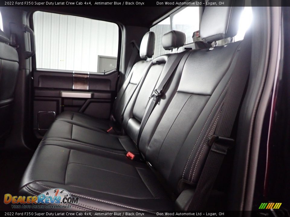 2022 Ford F350 Super Duty Lariat Crew Cab 4x4 Antimatter Blue / Black Onyx Photo #25