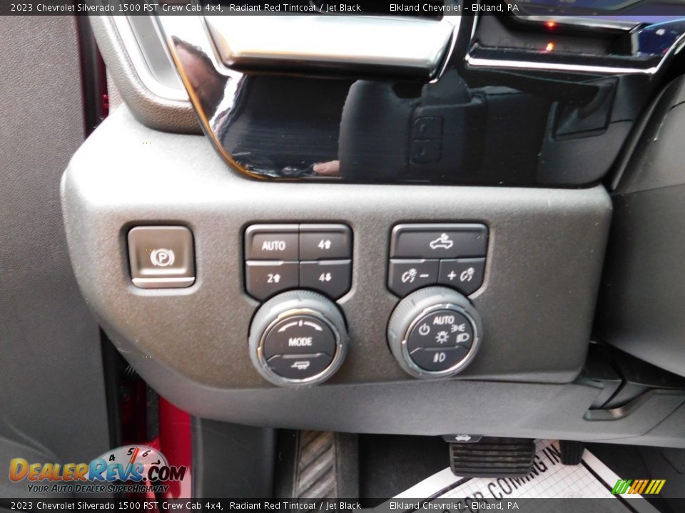 2023 Chevrolet Silverado 1500 RST Crew Cab 4x4 Radiant Red Tintcoat / Jet Black Photo #27