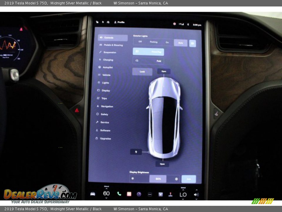 Controls of 2019 Tesla Model S 75D Photo #17