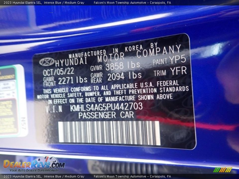 2023 Hyundai Elantra SEL Intense Blue / Medium Gray Photo #18