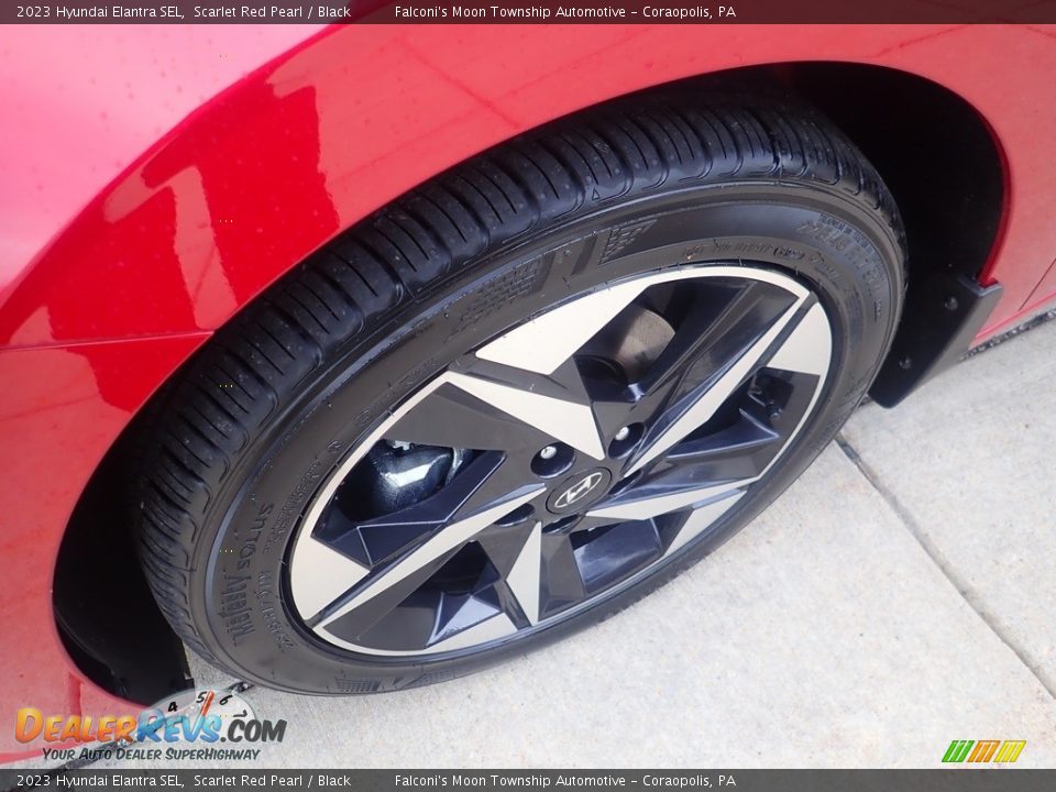 2023 Hyundai Elantra SEL Wheel Photo #10