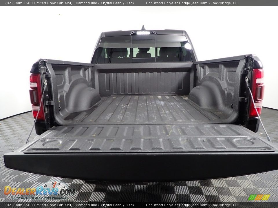 2022 Ram 1500 Limited Crew Cab 4x4 Diamond Black Crystal Pearl / Black Photo #12