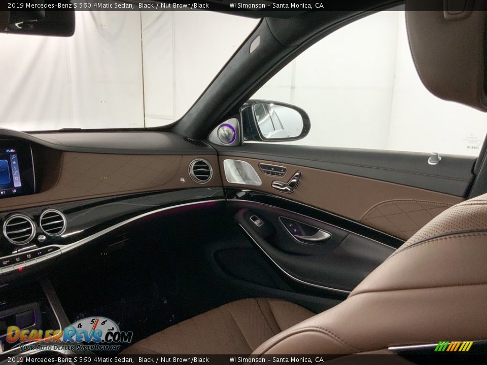 2019 Mercedes-Benz S 560 4Matic Sedan Black / Nut Brown/Black Photo #27