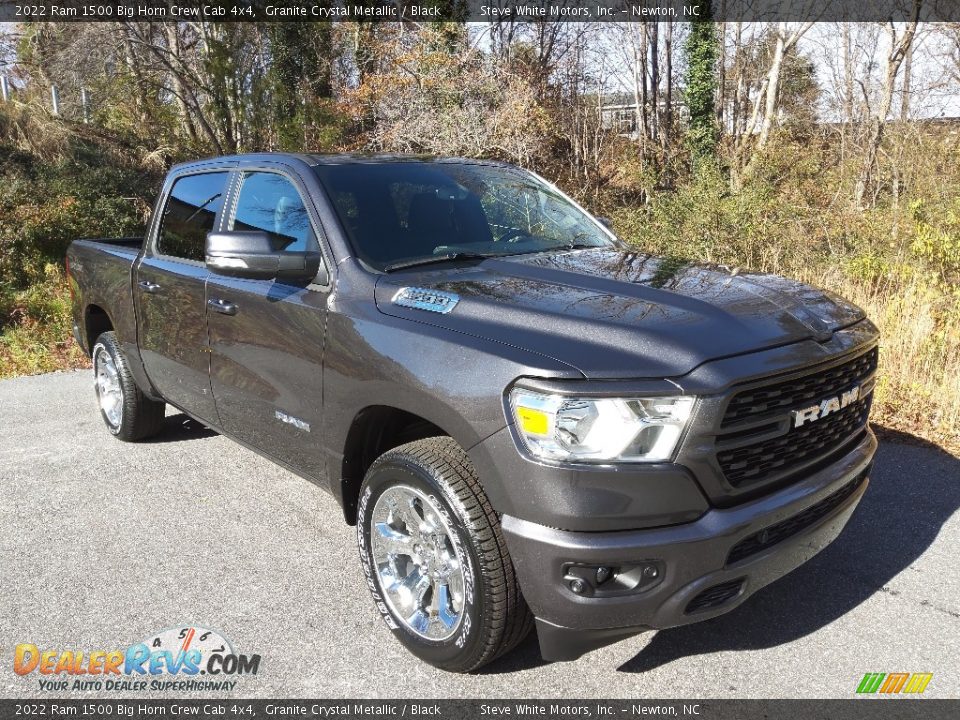 2022 Ram 1500 Big Horn Crew Cab 4x4 Granite Crystal Metallic / Black Photo #4