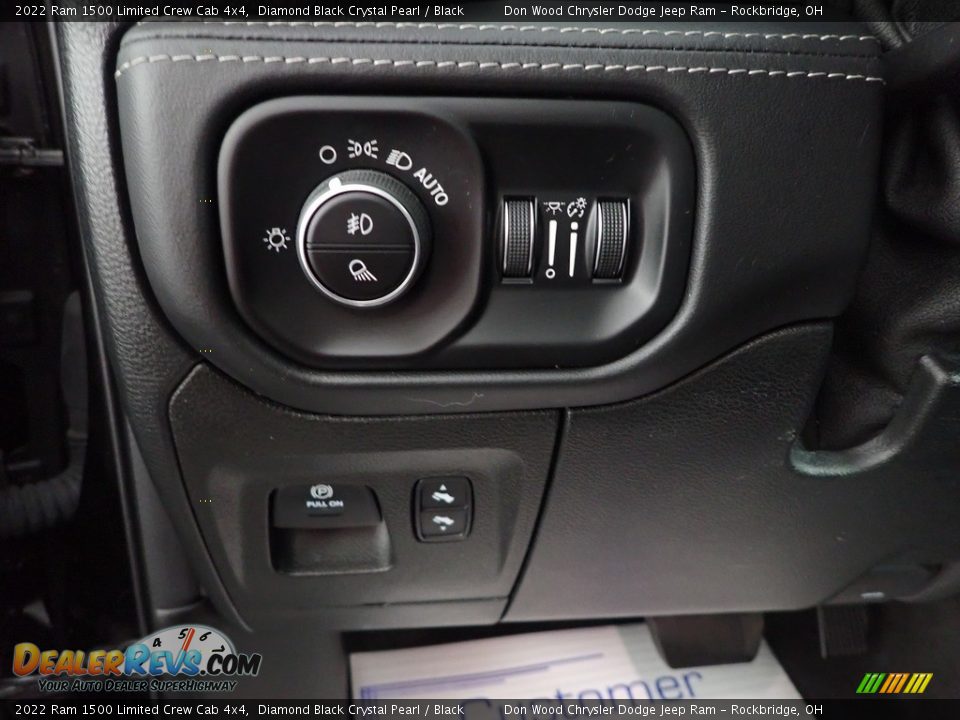 2022 Ram 1500 Limited Crew Cab 4x4 Diamond Black Crystal Pearl / Black Photo #18