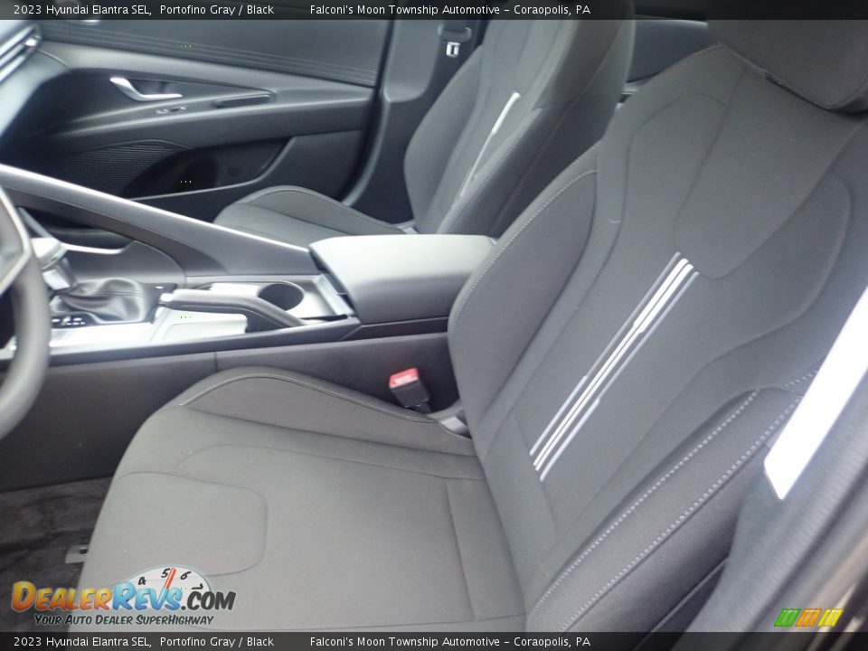 2023 Hyundai Elantra SEL Portofino Gray / Black Photo #11