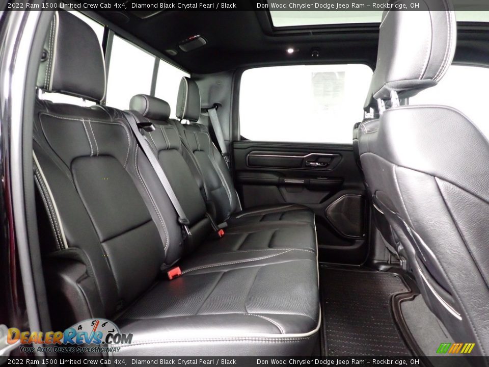 2022 Ram 1500 Limited Crew Cab 4x4 Diamond Black Crystal Pearl / Black Photo #34