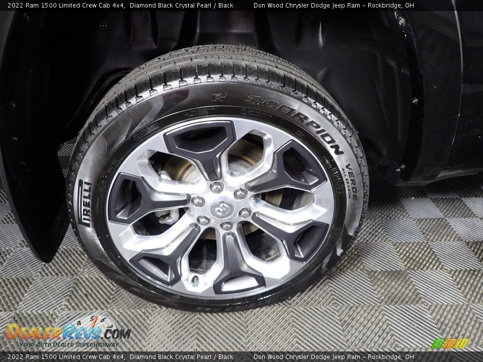 2022 Ram 1500 Limited Crew Cab 4x4 Diamond Black Crystal Pearl / Black Photo #35