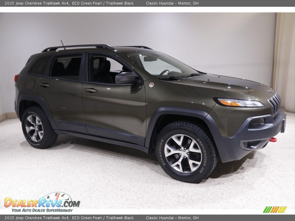 2015 Jeep Cherokee Trailhawk 4x4 ECO Green Pearl / Trailhawk Black Photo #1
