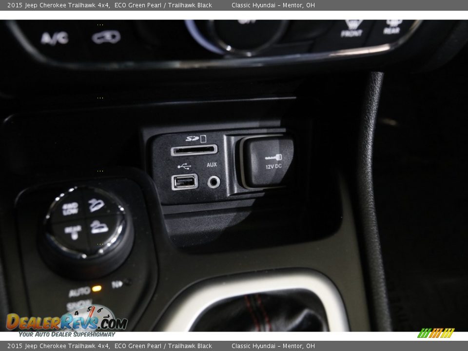 2015 Jeep Cherokee Trailhawk 4x4 ECO Green Pearl / Trailhawk Black Photo #16