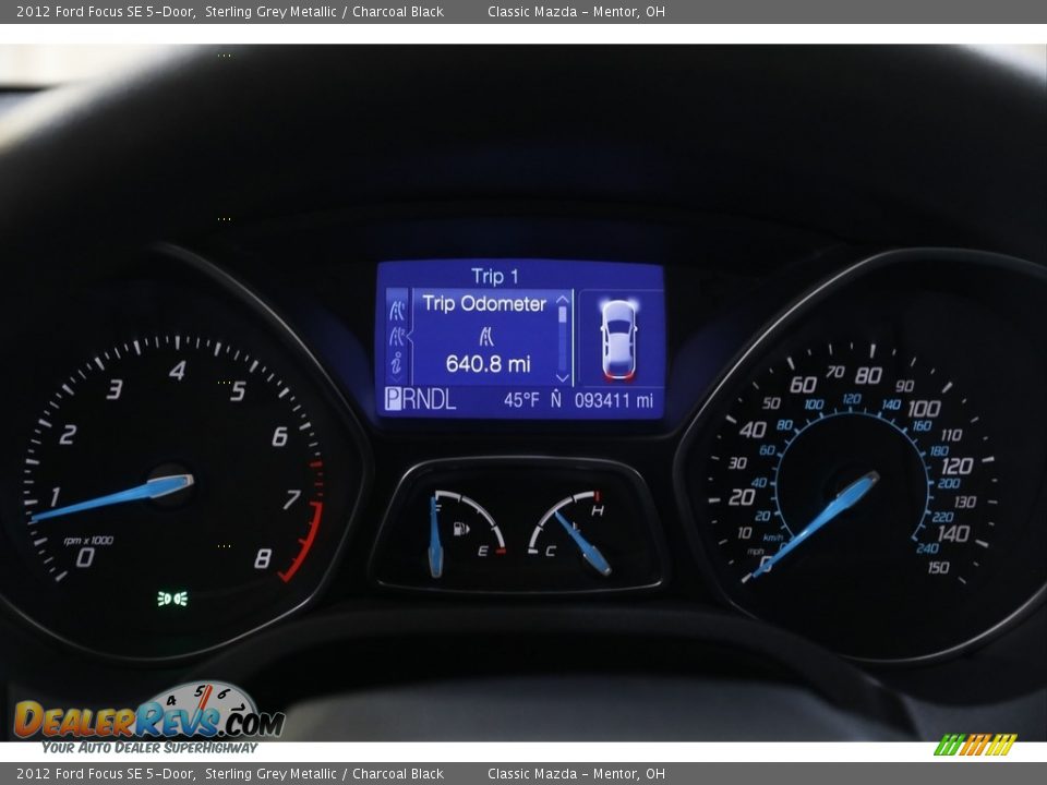 2012 Ford Focus SE 5-Door Sterling Grey Metallic / Charcoal Black Photo #8
