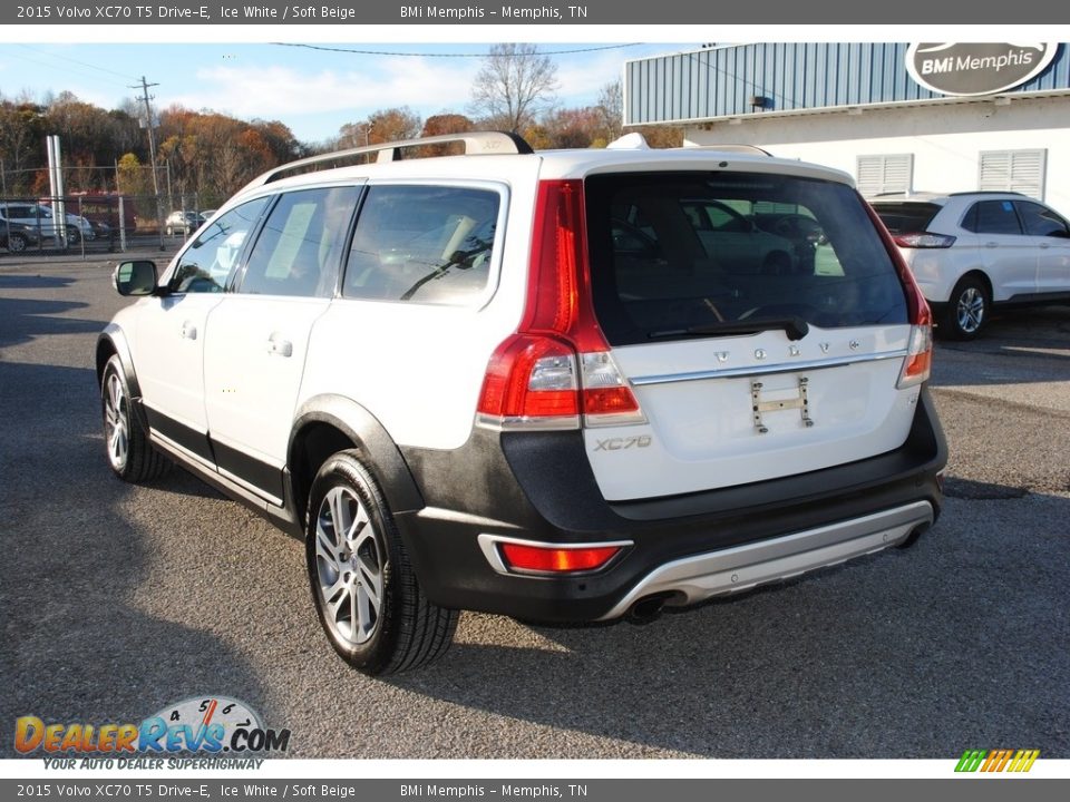 2015 Volvo XC70 T5 Drive-E Ice White / Soft Beige Photo #3