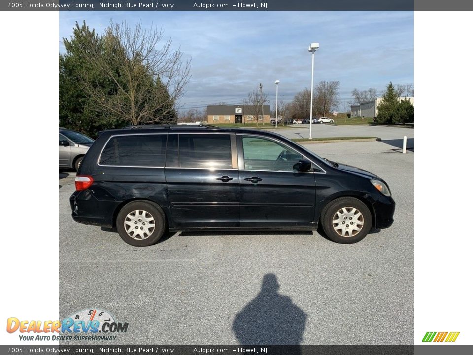 2005 Honda Odyssey Touring Midnight Blue Pearl / Ivory Photo #2