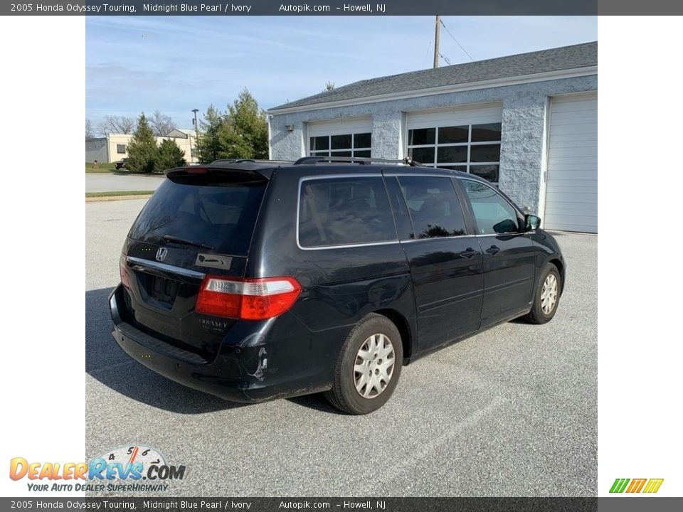 2005 Honda Odyssey Touring Midnight Blue Pearl / Ivory Photo #3