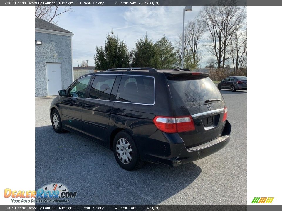 2005 Honda Odyssey Touring Midnight Blue Pearl / Ivory Photo #5