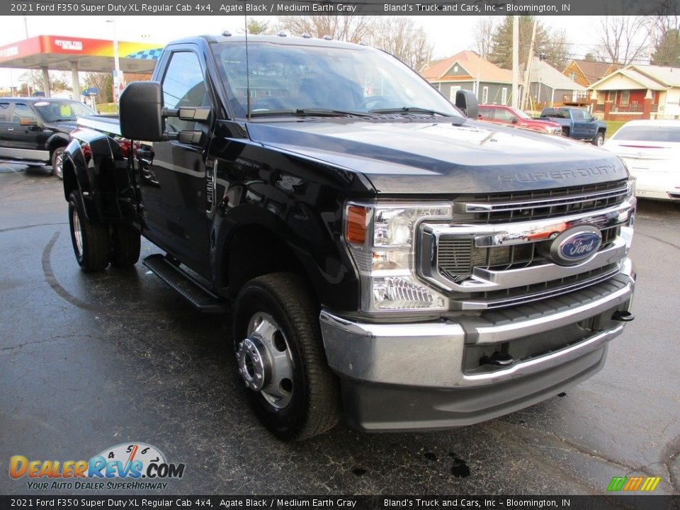 2021 Ford F350 Super Duty XL Regular Cab 4x4 Agate Black / Medium Earth Gray Photo #5