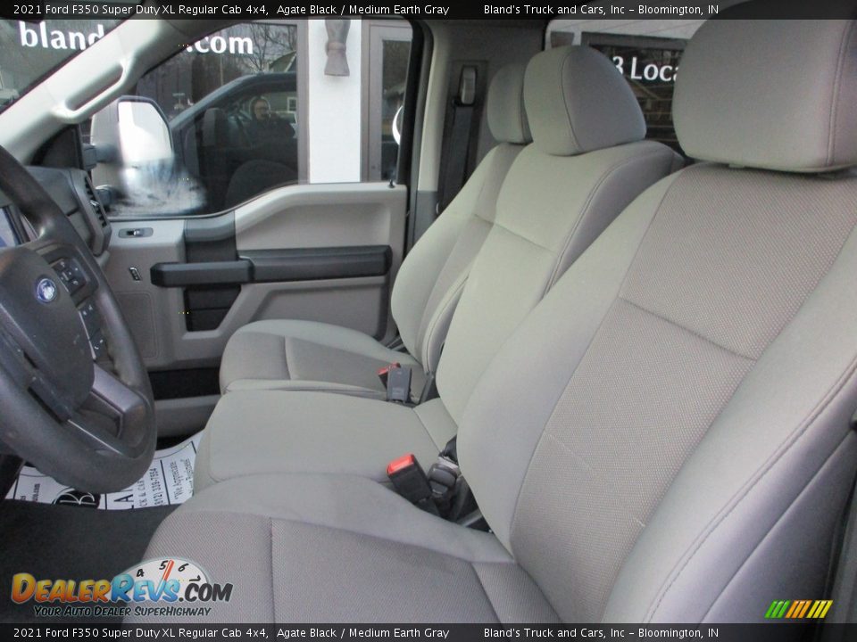 Front Seat of 2021 Ford F350 Super Duty XL Regular Cab 4x4 Photo #8