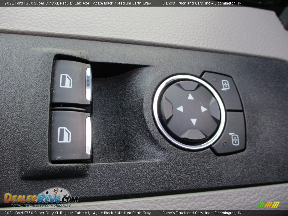 Controls of 2021 Ford F350 Super Duty XL Regular Cab 4x4 Photo #9