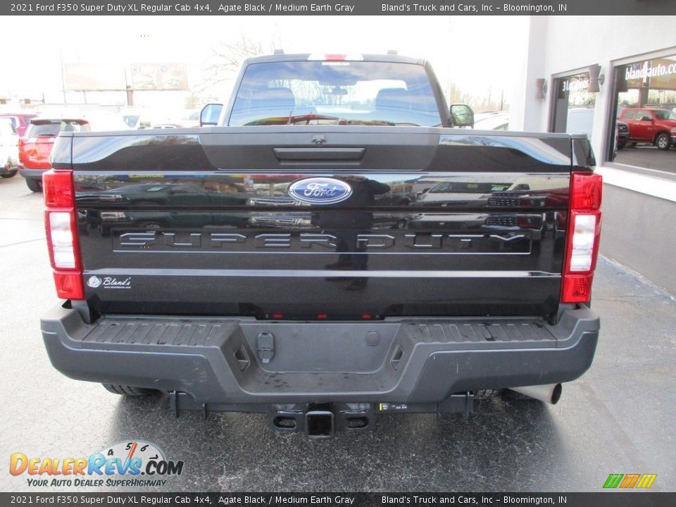 2021 Ford F350 Super Duty XL Regular Cab 4x4 Agate Black / Medium Earth Gray Photo #31