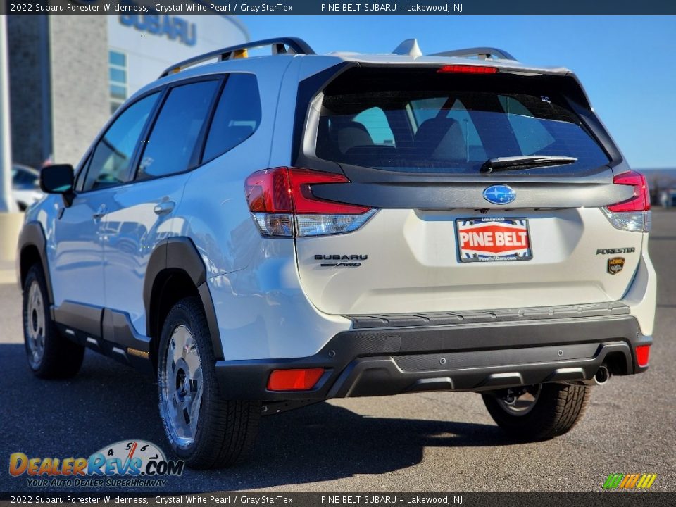 2022 Subaru Forester Wilderness Crystal White Pearl / Gray StarTex Photo #4