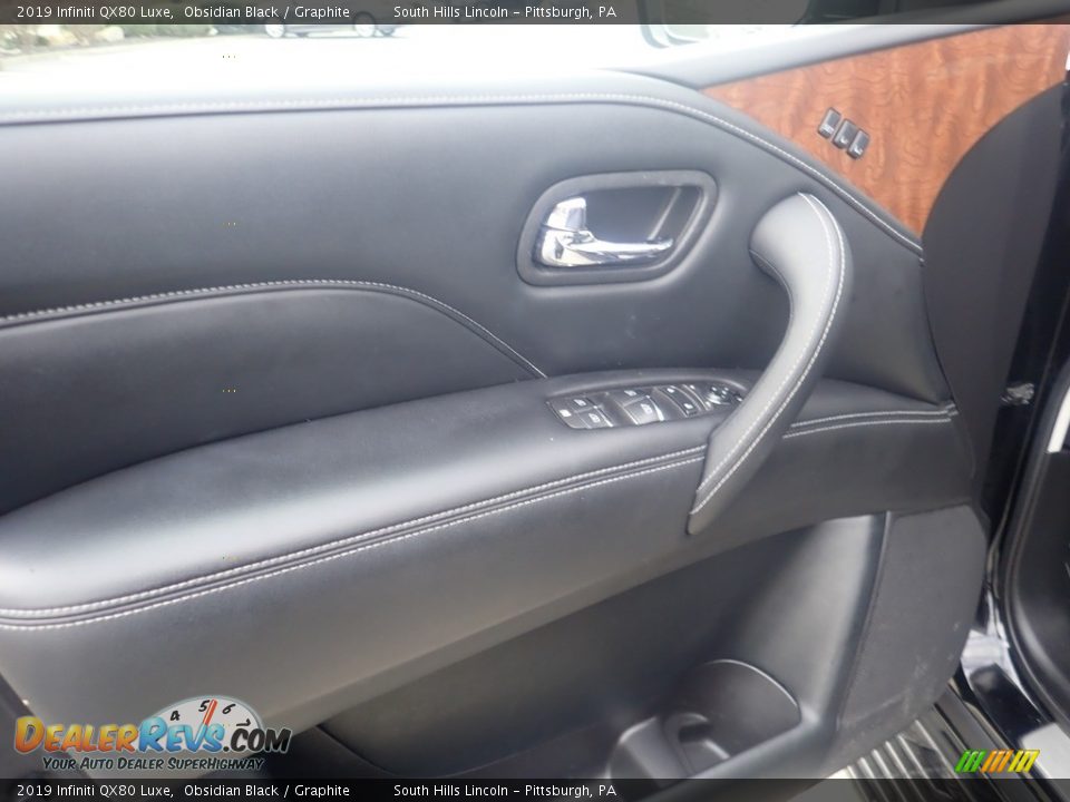 Door Panel of 2019 Infiniti QX80 Luxe Photo #19