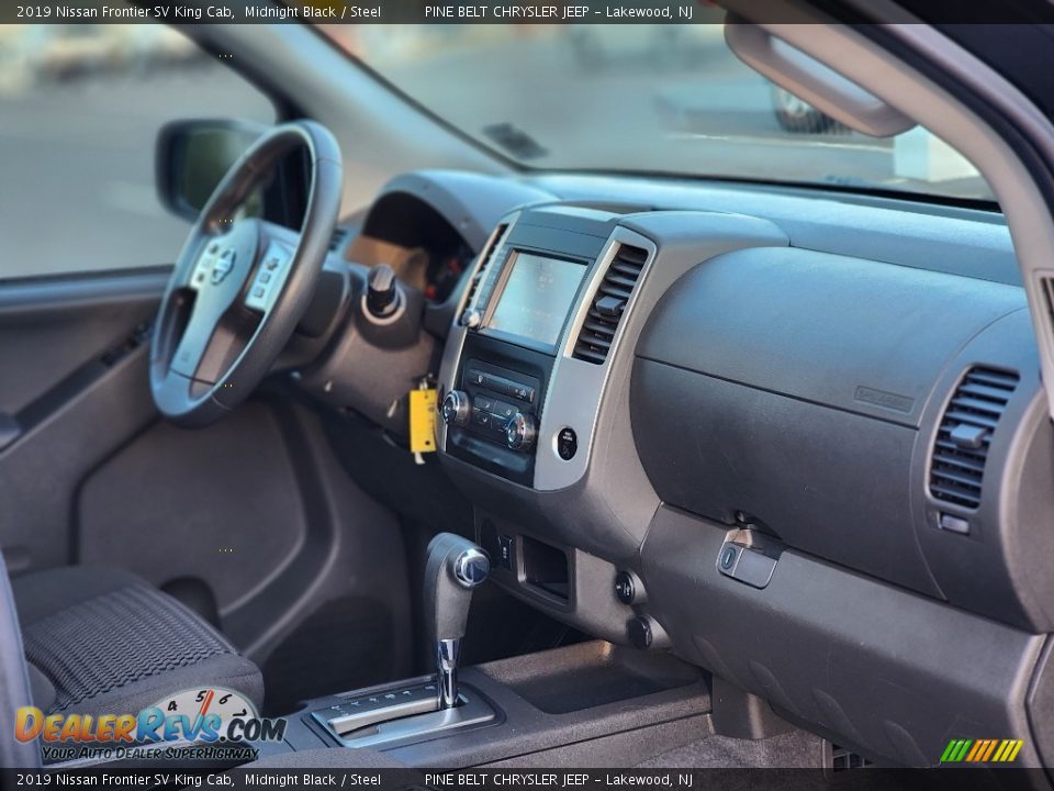 2019 Nissan Frontier SV King Cab Midnight Black / Steel Photo #22