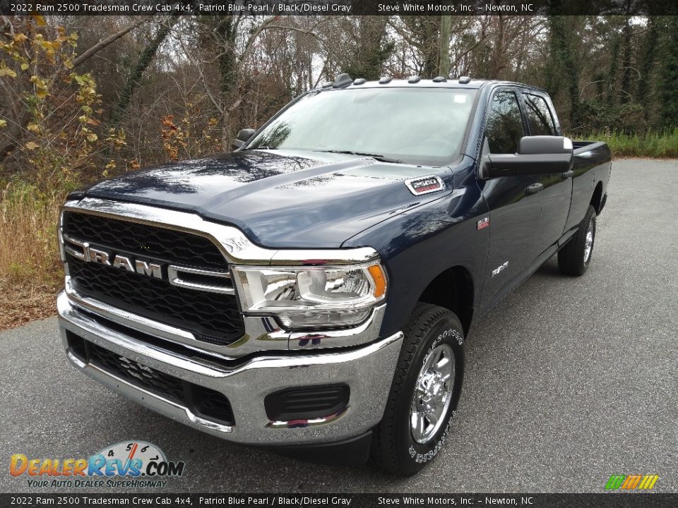 2022 Ram 2500 Tradesman Crew Cab 4x4 Patriot Blue Pearl / Black/Diesel Gray Photo #2