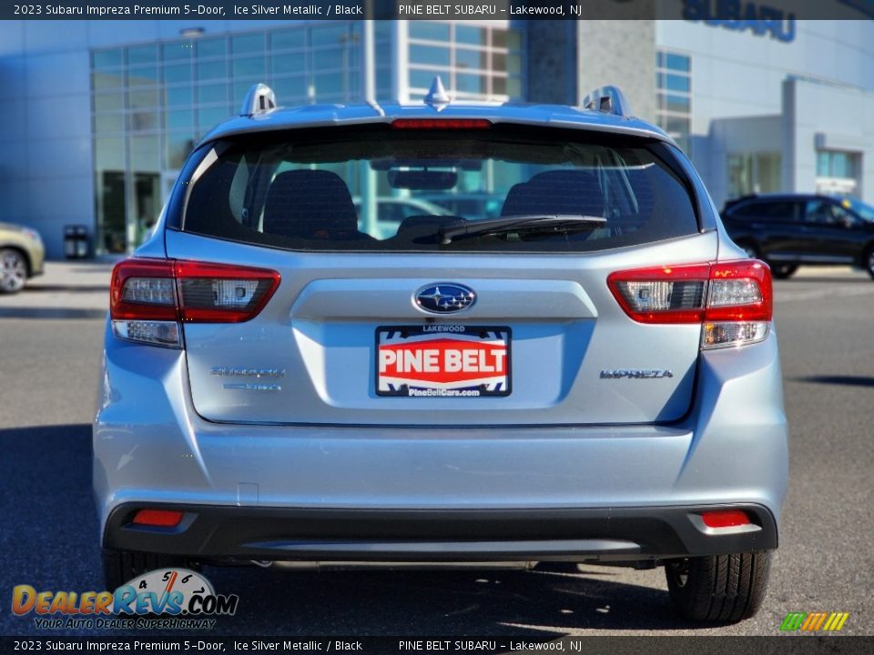 2023 Subaru Impreza Premium 5-Door Ice Silver Metallic / Black Photo #6