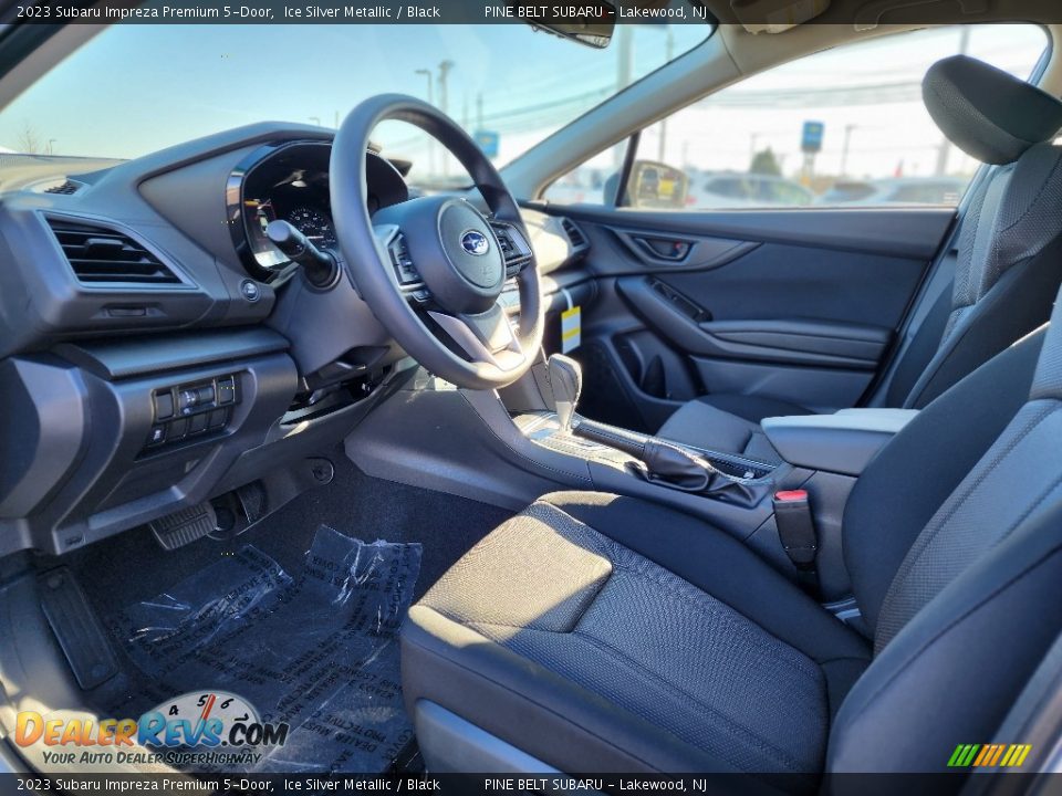 2023 Subaru Impreza Premium 5-Door Ice Silver Metallic / Black Photo #14