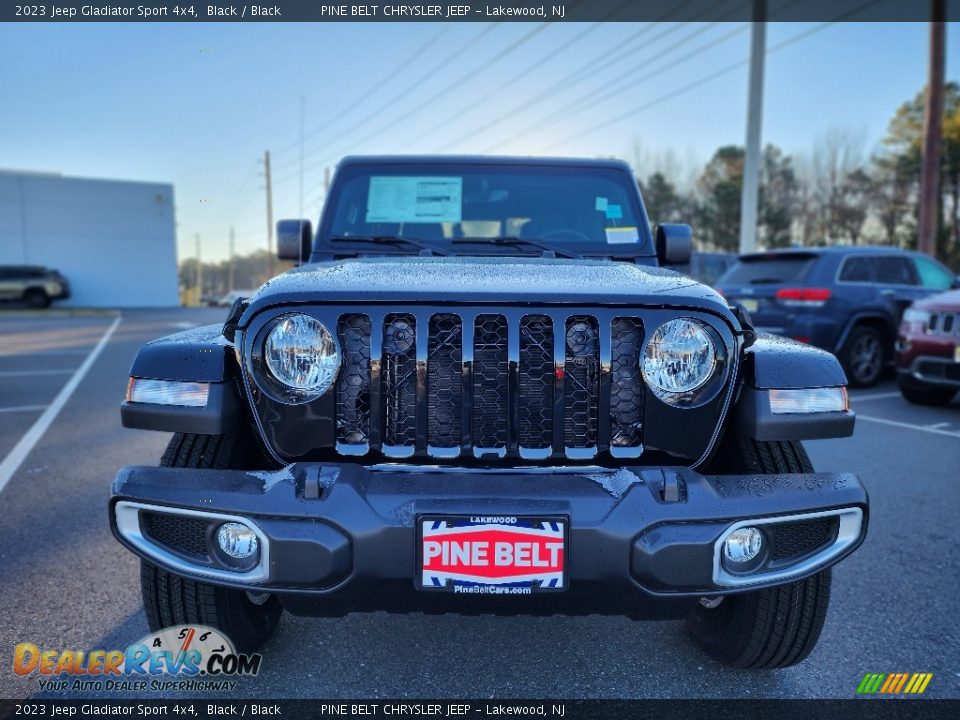 2023 Jeep Gladiator Sport 4x4 Black / Black Photo #2