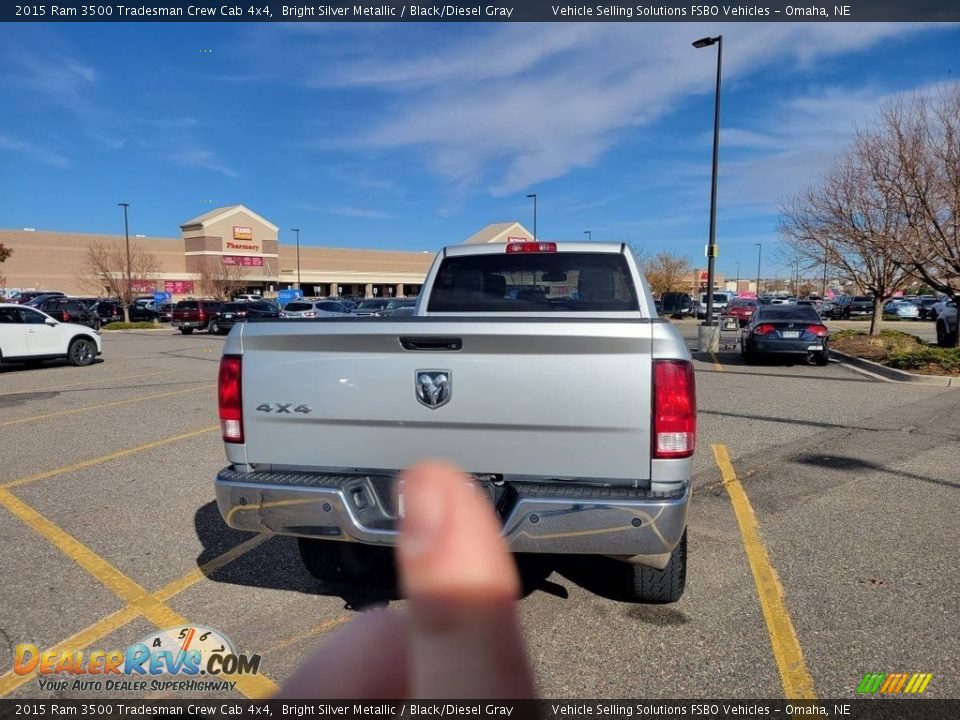 2015 Ram 3500 Tradesman Crew Cab 4x4 Bright Silver Metallic / Black/Diesel Gray Photo #8