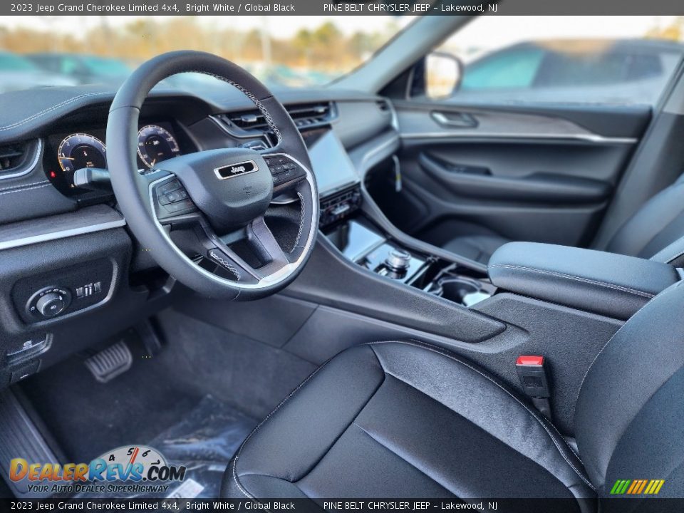 2023 Jeep Grand Cherokee Limited 4x4 Bright White / Global Black Photo #14