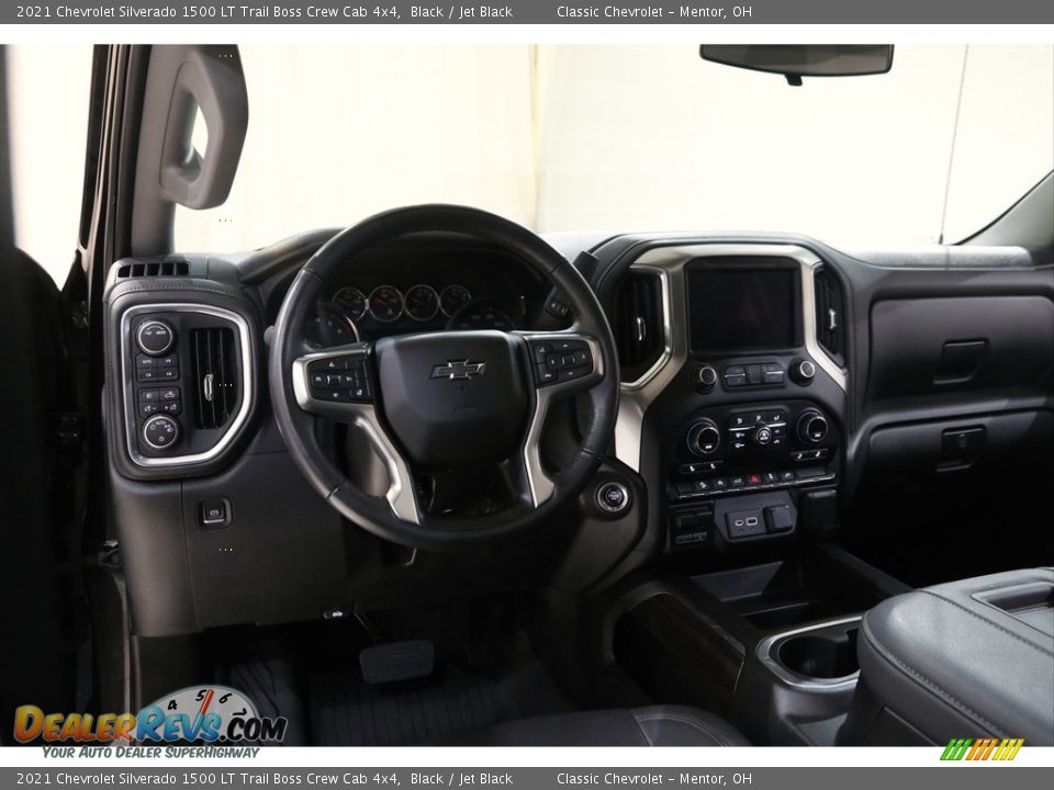 Dashboard of 2021 Chevrolet Silverado 1500 LT Trail Boss Crew Cab 4x4 Photo #7