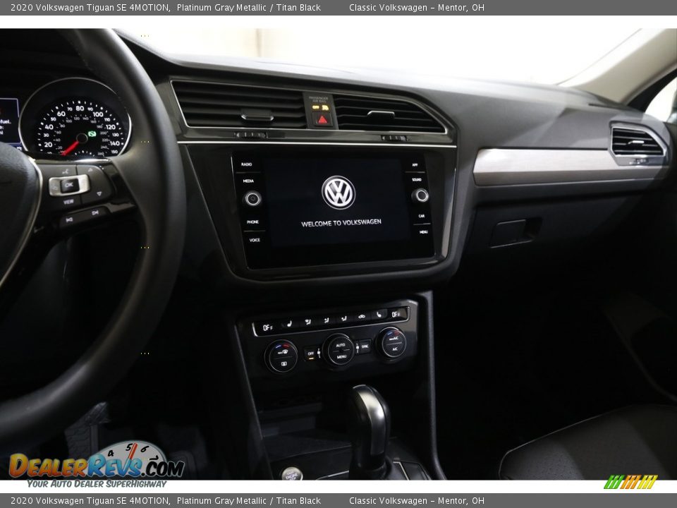 Controls of 2020 Volkswagen Tiguan SE 4MOTION Photo #9