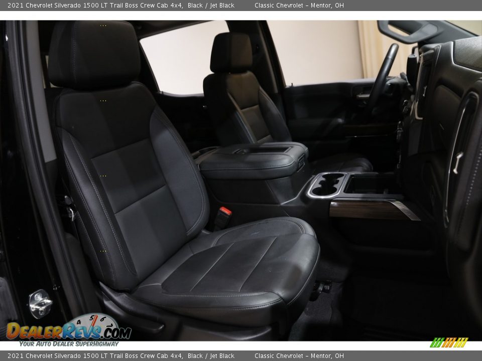 Front Seat of 2021 Chevrolet Silverado 1500 LT Trail Boss Crew Cab 4x4 Photo #17