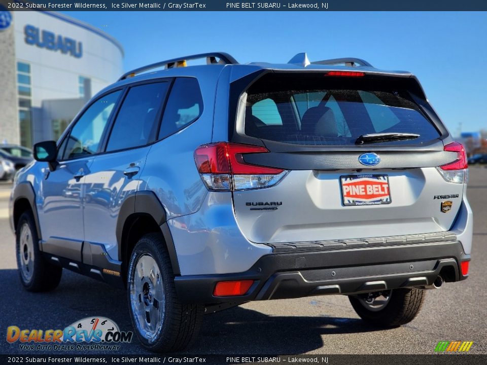 2022 Subaru Forester Wilderness Ice Silver Metallic / Gray StarTex Photo #4