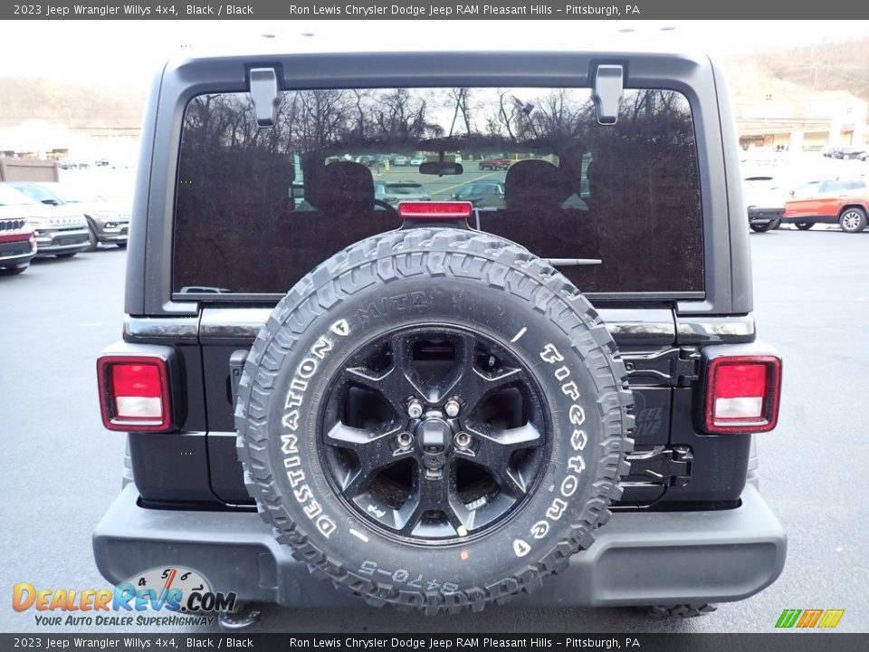 2023 Jeep Wrangler Willys 4x4 Black / Black Photo #4