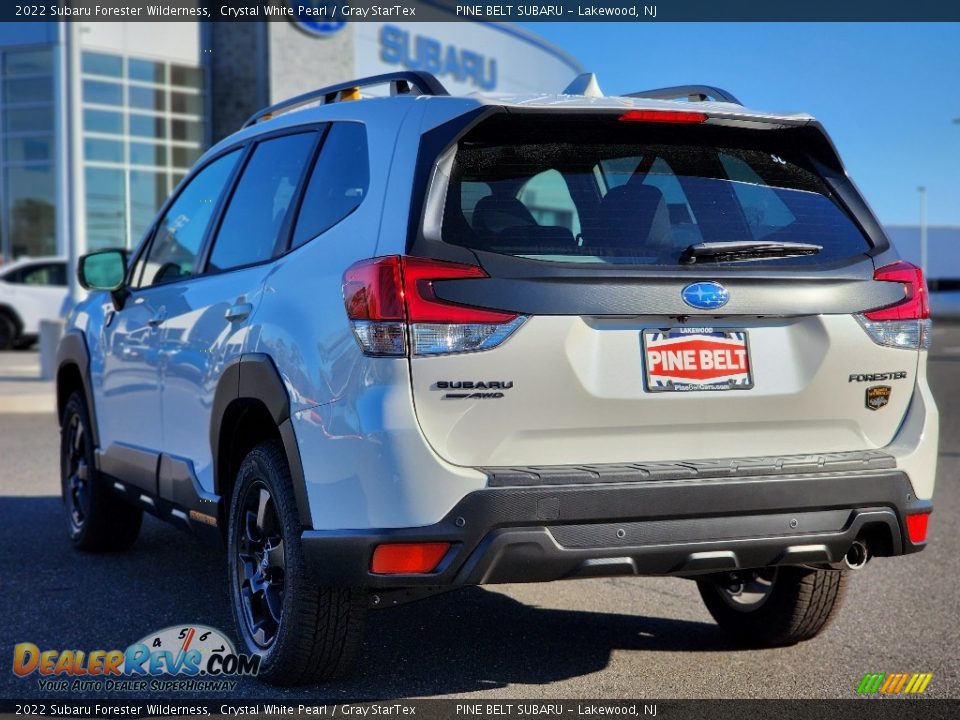 2022 Subaru Forester Wilderness Crystal White Pearl / Gray StarTex Photo #4