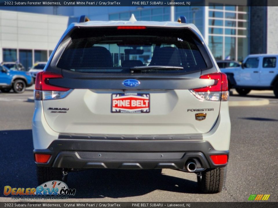 2022 Subaru Forester Wilderness Crystal White Pearl / Gray StarTex Photo #6