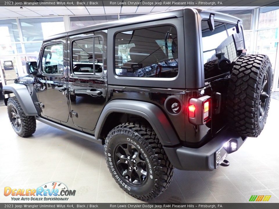 2023 Jeep Wrangler Unlimited Willys 4x4 Black / Black Photo #3