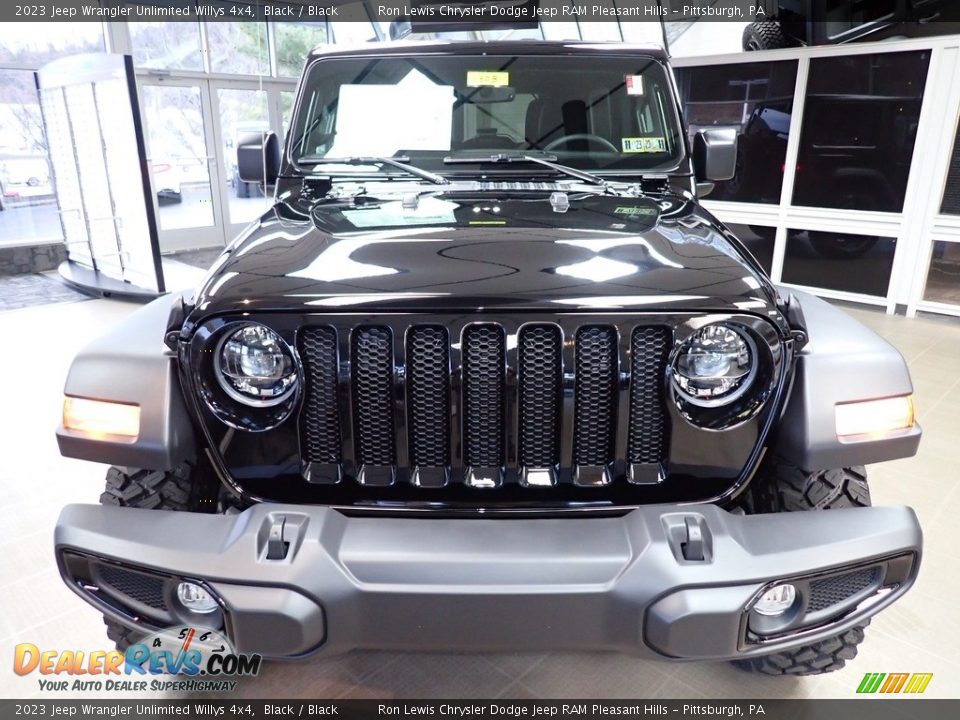 2023 Jeep Wrangler Unlimited Willys 4x4 Black / Black Photo #9