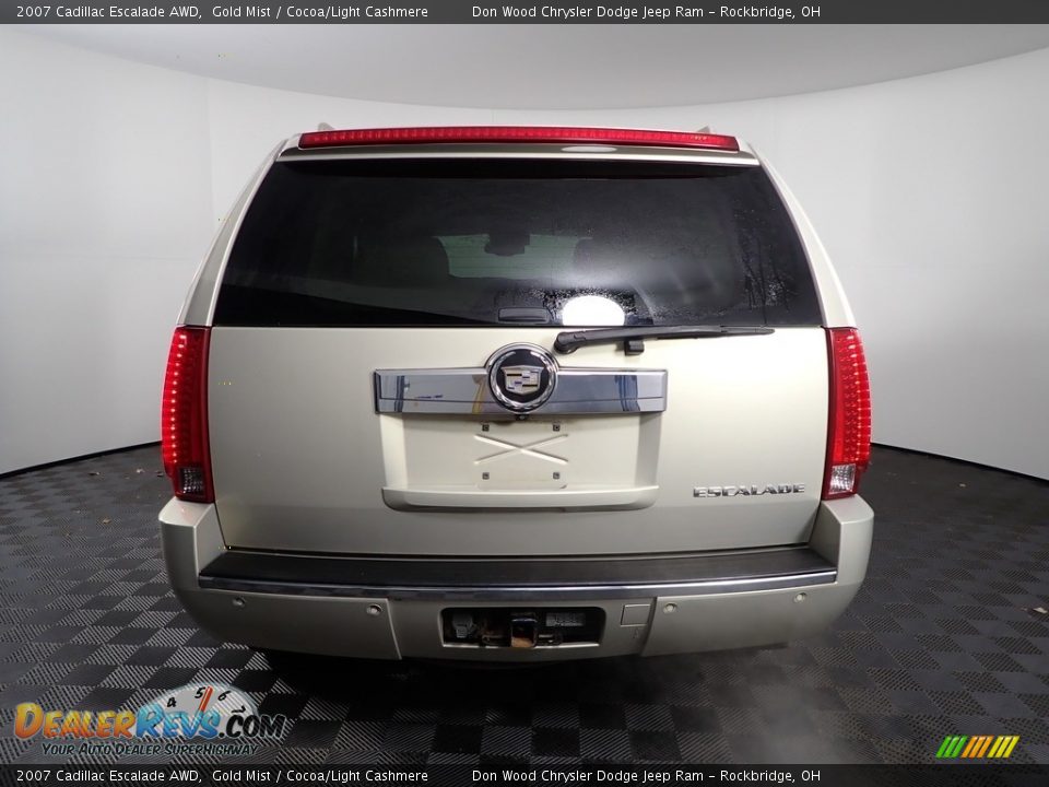 2007 Cadillac Escalade AWD Gold Mist / Cocoa/Light Cashmere Photo #9