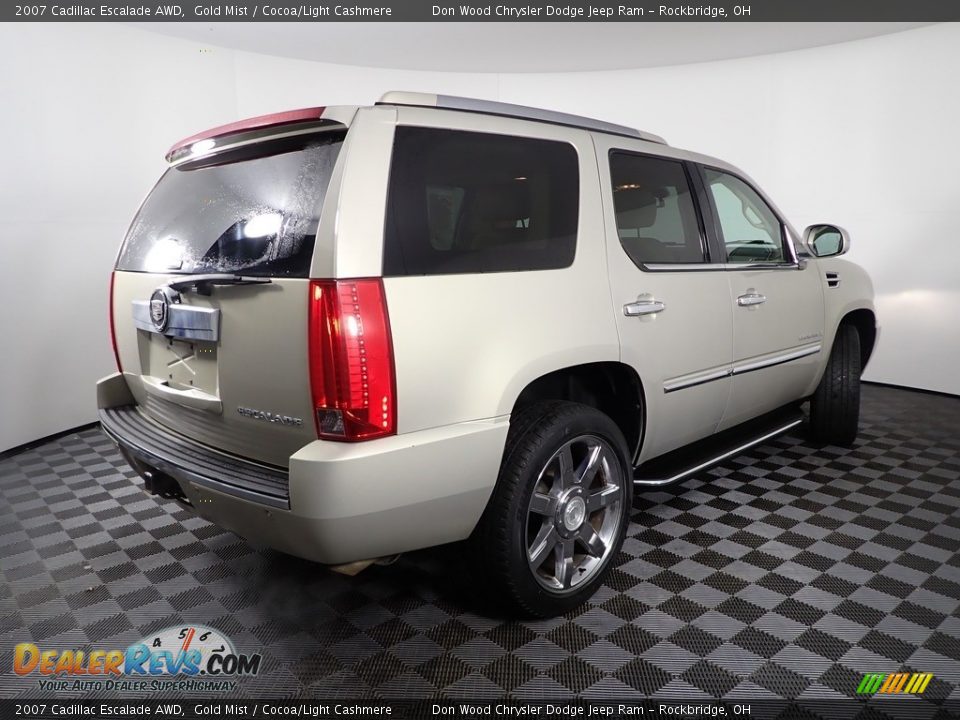 2007 Cadillac Escalade AWD Gold Mist / Cocoa/Light Cashmere Photo #12