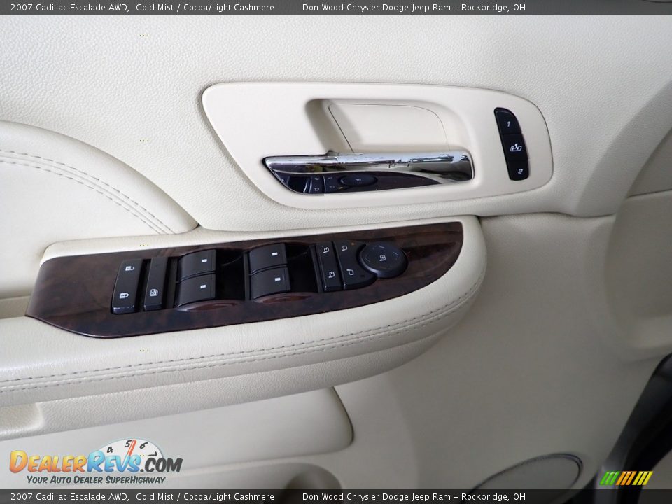 2007 Cadillac Escalade AWD Gold Mist / Cocoa/Light Cashmere Photo #14