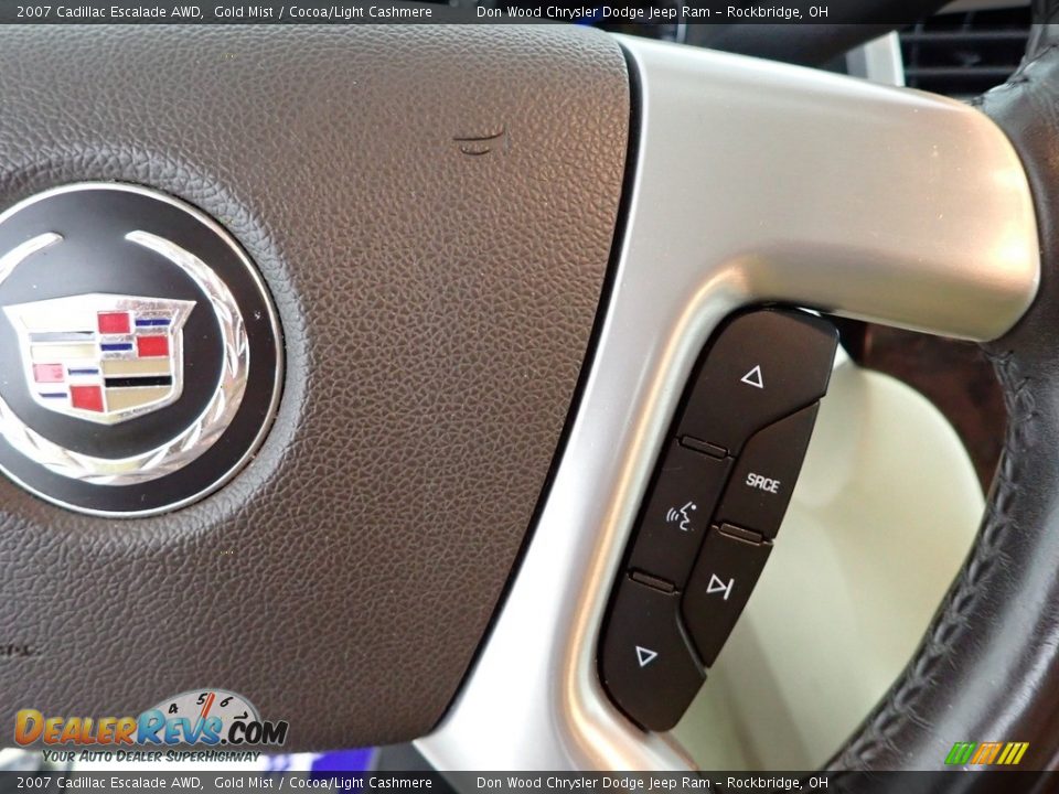 2007 Cadillac Escalade AWD Gold Mist / Cocoa/Light Cashmere Photo #19