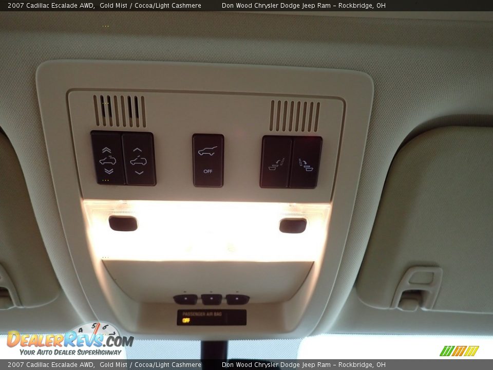 2007 Cadillac Escalade AWD Gold Mist / Cocoa/Light Cashmere Photo #24