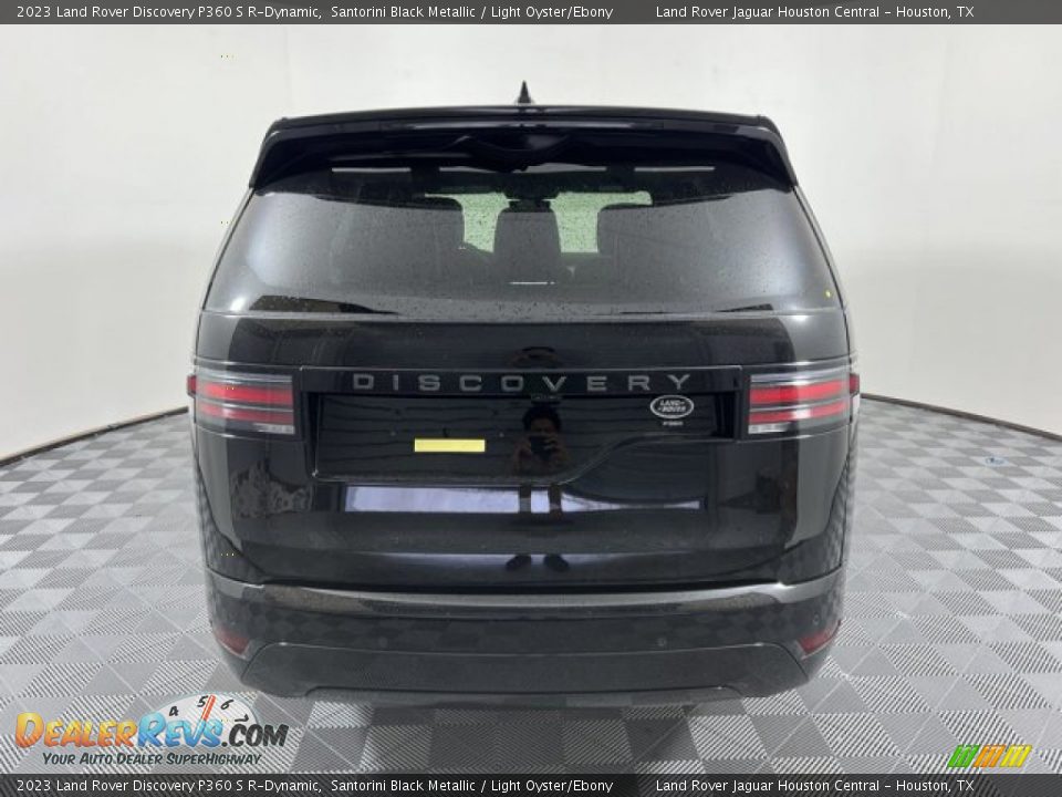 2023 Land Rover Discovery P360 S R-Dynamic Santorini Black Metallic / Light Oyster/Ebony Photo #6
