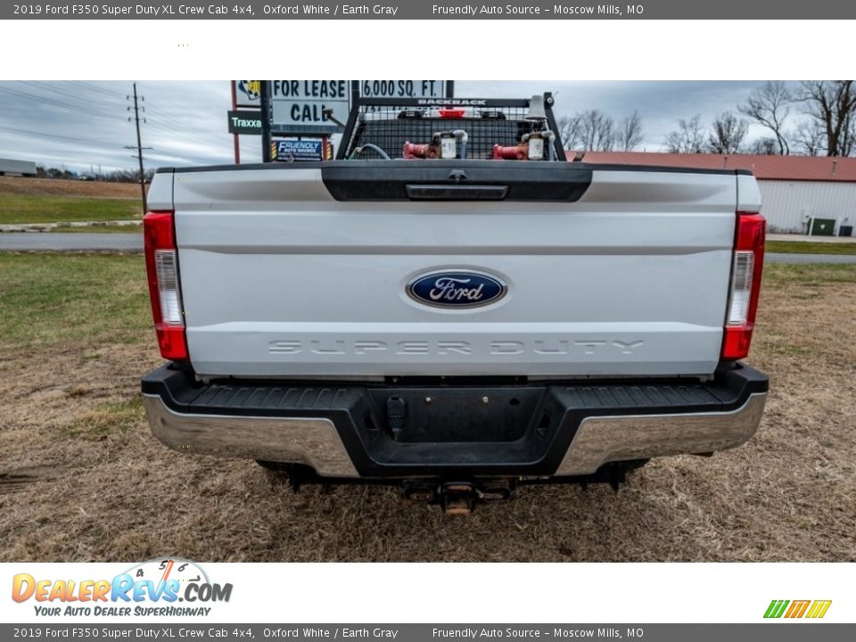 2019 Ford F350 Super Duty XL Crew Cab 4x4 Oxford White / Earth Gray Photo #5