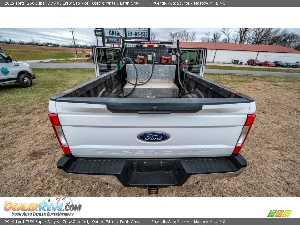 2019 Ford F350 Super Duty XL Crew Cab 4x4 Oxford White / Earth Gray Photo #21